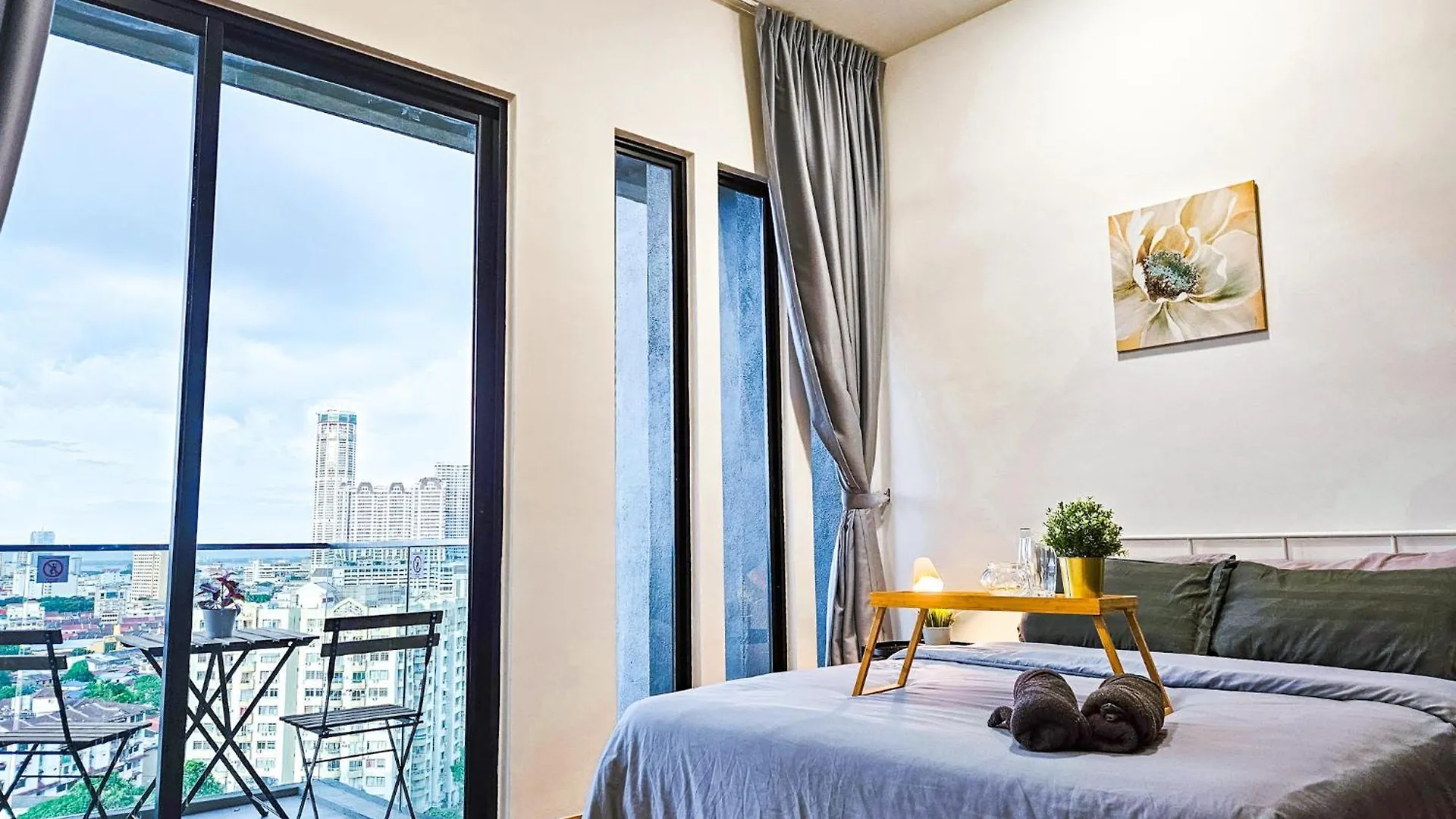 Apartment Beacon Executive Suites By Ngn George Town Malaysia