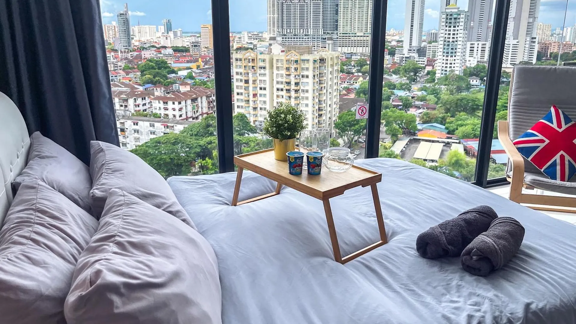 Apartment Beacon Executive Suites By Ngn George Town Malaysia