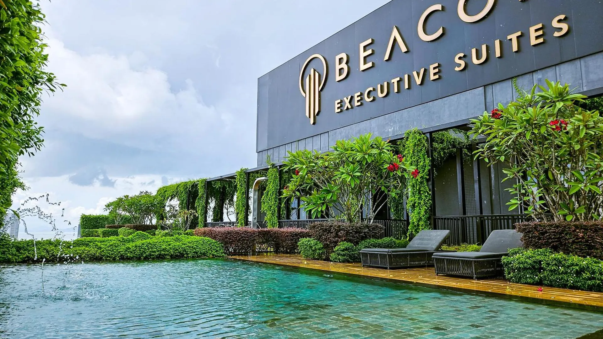 Beacon Executive Suites By Ngn George Town Apartment